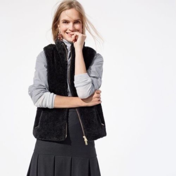 J. Crew Jackets & Blazers - J.Crew Black Plush Fleece Excursion Vest